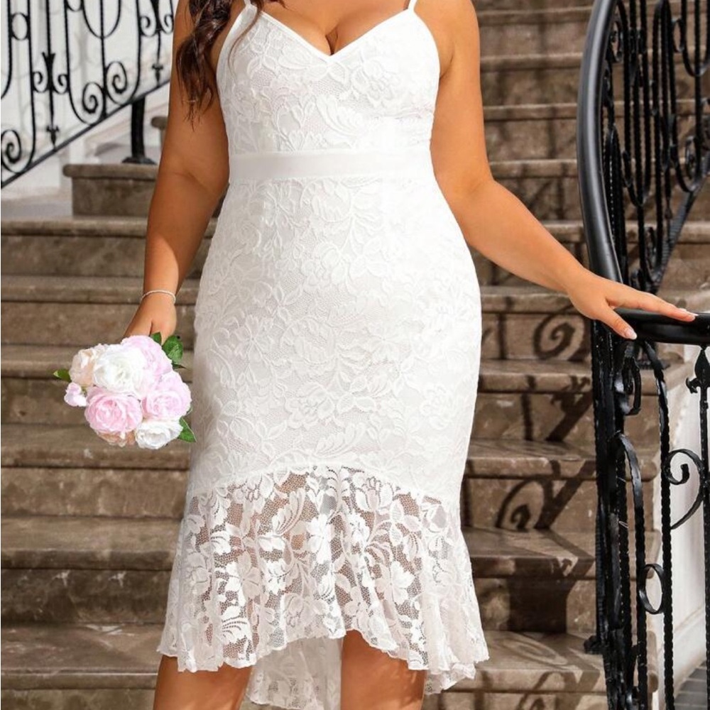 Elegant White Lace Dress